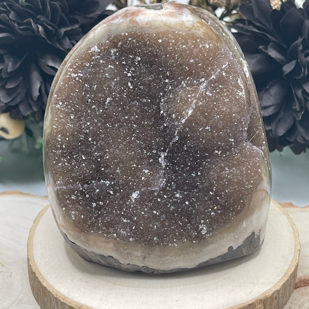 Chocolate Amethyst Cut Base